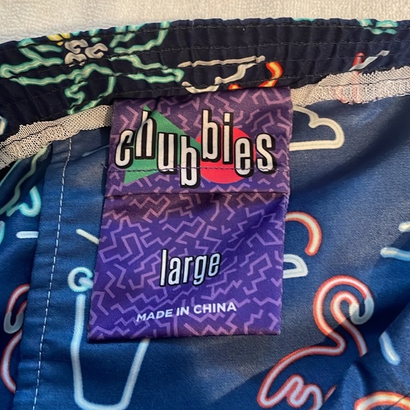 Men’s LG swim trunks, missing liner. Good condition. - Picture 4 of 4